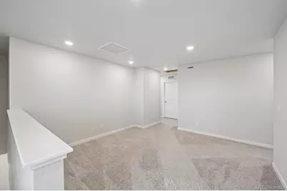 19054 E 93rd Drive, Commerce City, CO 80022 - Photo 15