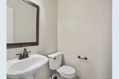 2238 S Waco Court, Aurora, CO 80013 - Photo 13
