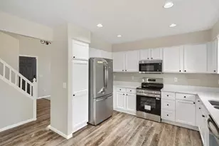 2238 S Waco Ct, Aurora, CO 80013 - Photo 7