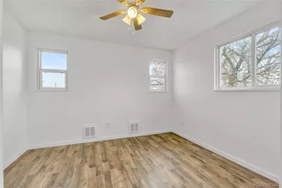 617 S 5th Avenue, Brighton, CO 80601 - Photo 9