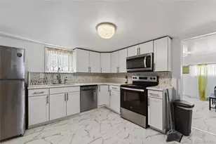 307 E Oak St, Lafayette, CO 80026 - Photo 1