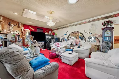 5014 Scranton Court, Denver, CO 80239 - Photo 7