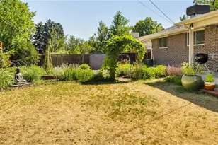 6585 E Colorado Dr, Denver, CO 80224 - Photo 31