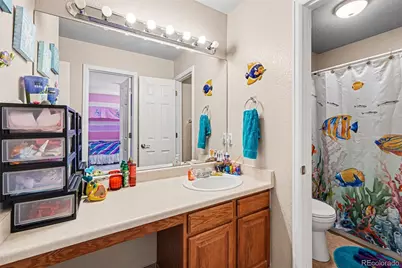 11050 Eagle Creek Parkway, Commerce City, CO 80022 - Photo 21