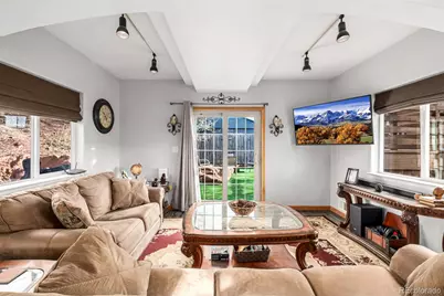 220 Wark Avenue, Berthoud, CO 80513 - Photo 7