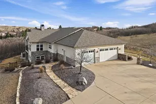 1535 Dewfrost Pl, Castle Rock, CO 80104 - Photo 3