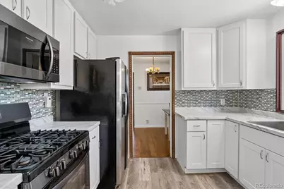9305 W 5th Avenue, Lakewood, CO 80226 - Photo 11