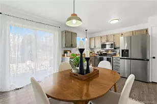 18932 E Kansas Dr, Aurora, CO 80017 - Photo 11