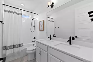 6058 N Perth St, Aurora, CO 80019 - Photo 35