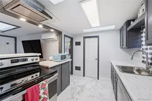 3460 S Canosa Ct, Englewood, CO 80110 - Photo 9