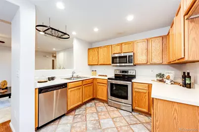 16475 E Phillips Place, Englewood, CO 80112 - Photo 9