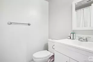 19003 E Oxford Dr, Aurora, CO 80013 - Photo 9