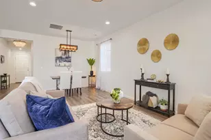 26717 E Maple Ave, Aurora, CO 80018 - Photo 11