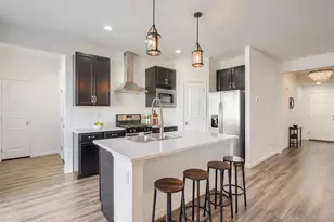 26717 E Maple Ave, Aurora, CO 80018 - Photo 13