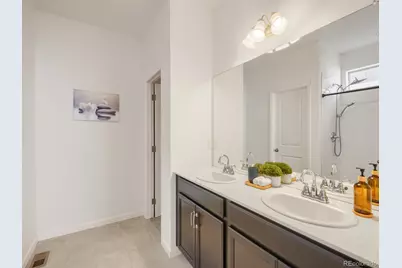 26717 E Maple Avenue, Aurora, CO 80018 - Photo 21