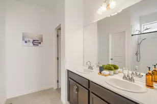 26717 E Maple Ave, Aurora, CO 80018 - Photo 21