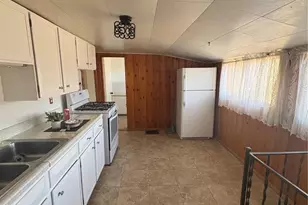 812 State St, Trinidad, CO 81082 - Photo 9