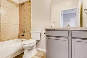 22560 E Ontario Dr, Aurora, CO 80016 - Photo 15