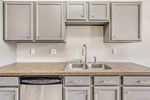 22560 E Ontario Dr, Aurora, CO 80016 - Photo 7