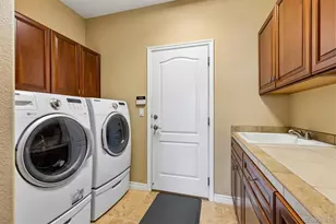 11025 Grayledge Cir, Highlands Ranch, CO 80130 - Photo 17