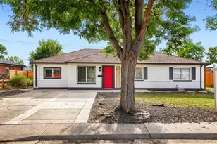 935 Quari St, Aurora, CO 80011 - Photo 1