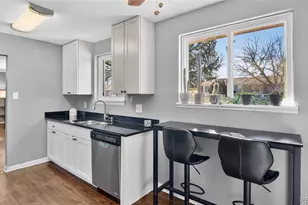 2875 Carnation Way, Thornton, CO 80229 - Photo 9