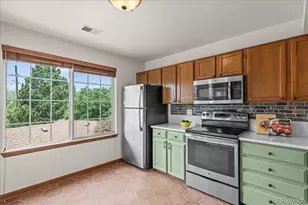 989 S Miller St, Lakewood, CO 80226 - Photo 9