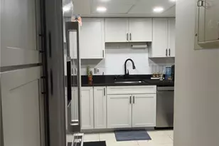 13661 E Marina Dr, Aurora, CO 80014 - Photo 7