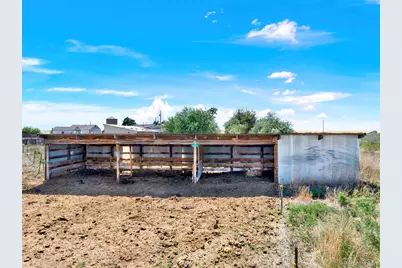 518 County Road 87, Roggen, CO 80652 - Photo 15