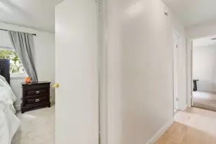 3090 W Hawthorne Pl, Denver, CO 80221 - Photo 13