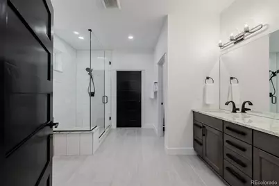 2901 S Bellaire Street, Denver, CO 80222 - Photo 13