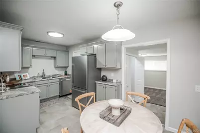 1210 Hillside Street, Aurora, CO 80010 - Photo 9