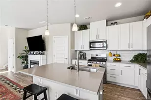 19592 W 93rd Pl, Arvada, CO 80007 - Photo 9