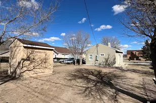 418 Illinois Ave, Stratton, CO 80836 - Photo 17