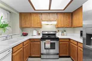 12823 E Wyoming Pl, Aurora, CO 80012 - Photo 19