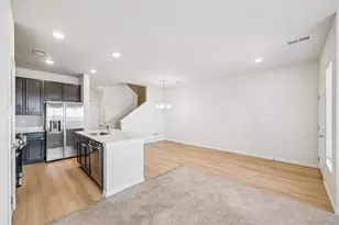 10581 Paris St, Commerce City, CO 80640 - Photo 7