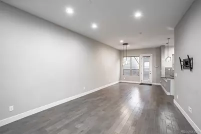 5540 Valentia Court, Denver, CO 80238 - Photo 15