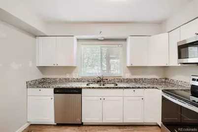 2061 S Richfield Street, Aurora, CO 80013 - Photo 9