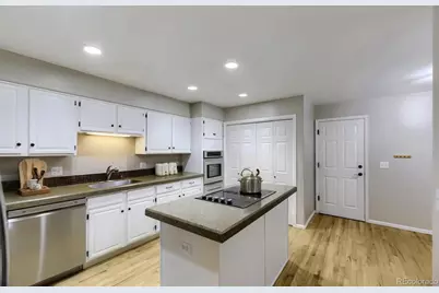 8703 Wentworth Court, Lone Tree, CO 80124 - Photo 7