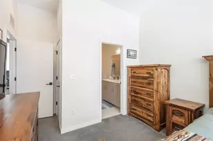 910 W 40th Ave, Denver, CO 80211 - Photo 13