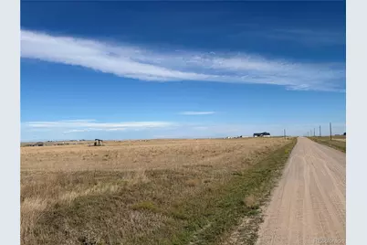 44225 Wolf Creek Drive, Bennett, CO 80102 - Photo 7