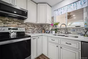 7097 Parfet St, Arvada, CO 80004 - Photo 7