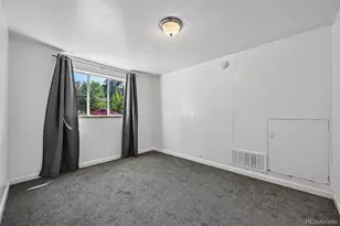 2261 Oakland St, Aurora, CO 80010 - Photo 35