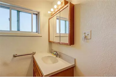 10434 Downing Street, Northglenn, CO 80233 - Photo 11