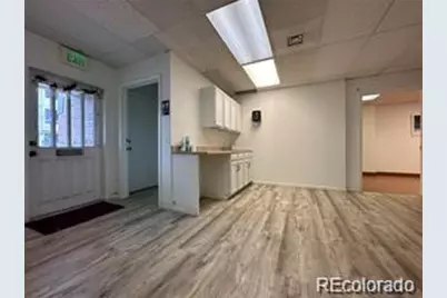 8751 E Hampden Avenue #A6, Denver, CO 80231 - Photo 5