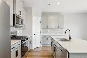 17752 E 94th Pl, Commerce City, CO 80022 - Photo 3