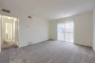 10211 Ura Ln, Denver, CO 80260 - Photo 3