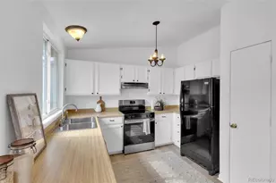 1888 S Flanders Way, Aurora, CO 80017 - Photo 11