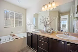 1435 S Duquesne Ct, Aurora, CO 80018 - Photo 31