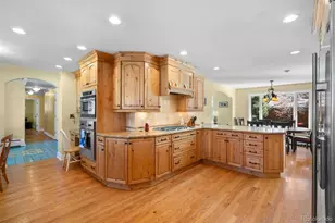 3236 S St Paul St, Denver, CO 80210 - Photo 5